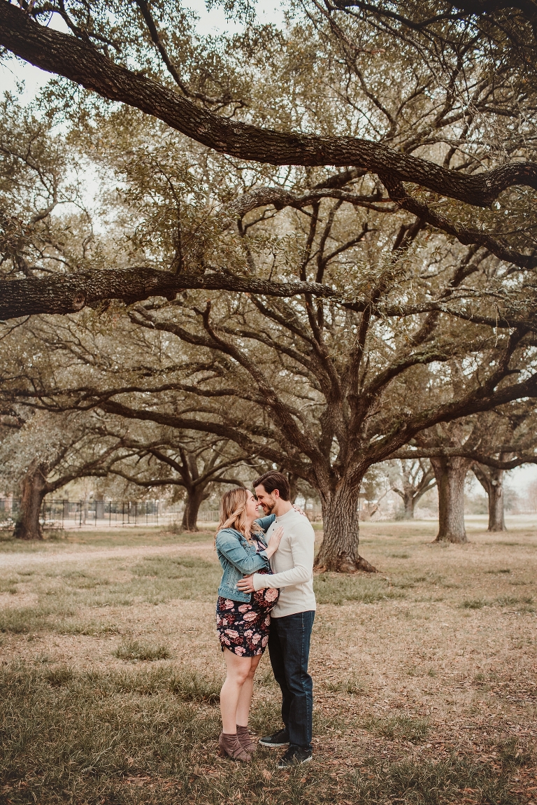 maternity photographer katy tx