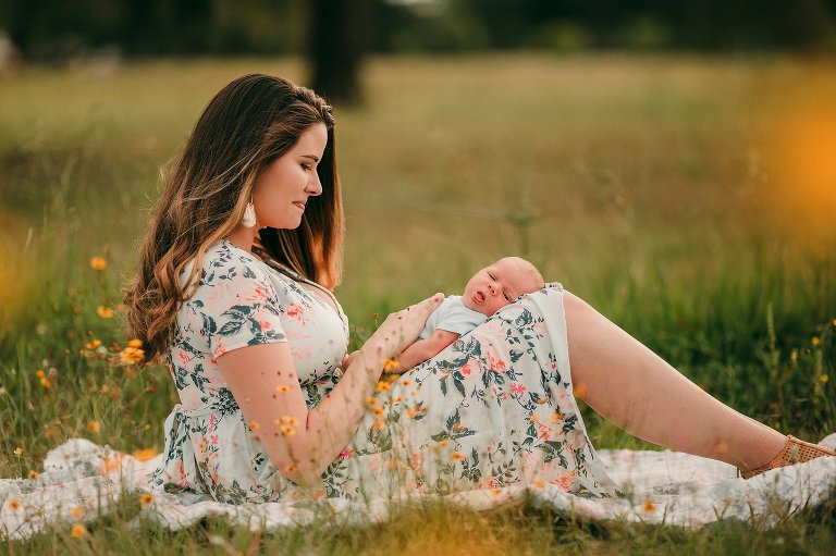 Outdoor Newborn Lifestyle Photos