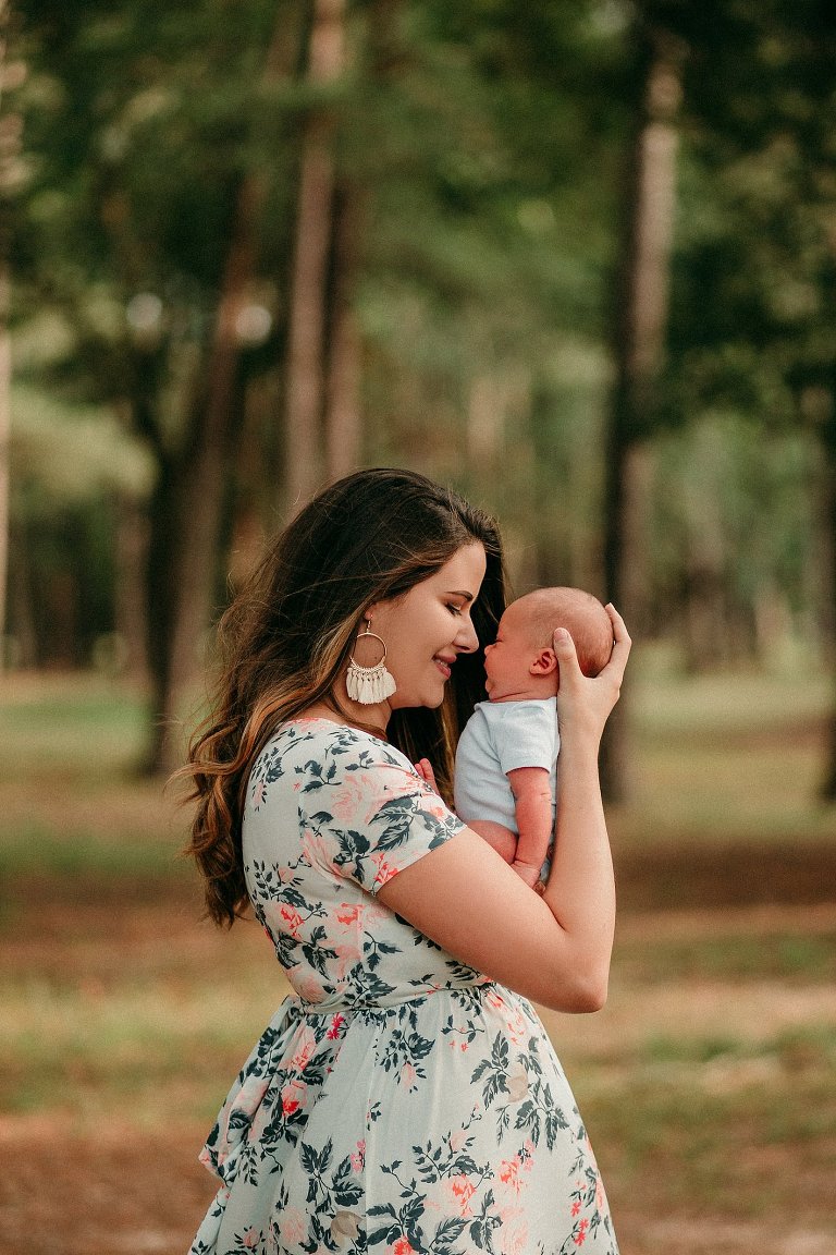 Outdoor Newborn Lifestyle Photos